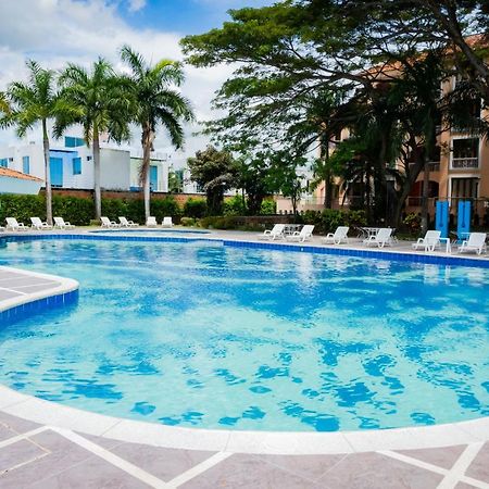 Hotel Penon Suites Girardot Exterior photo