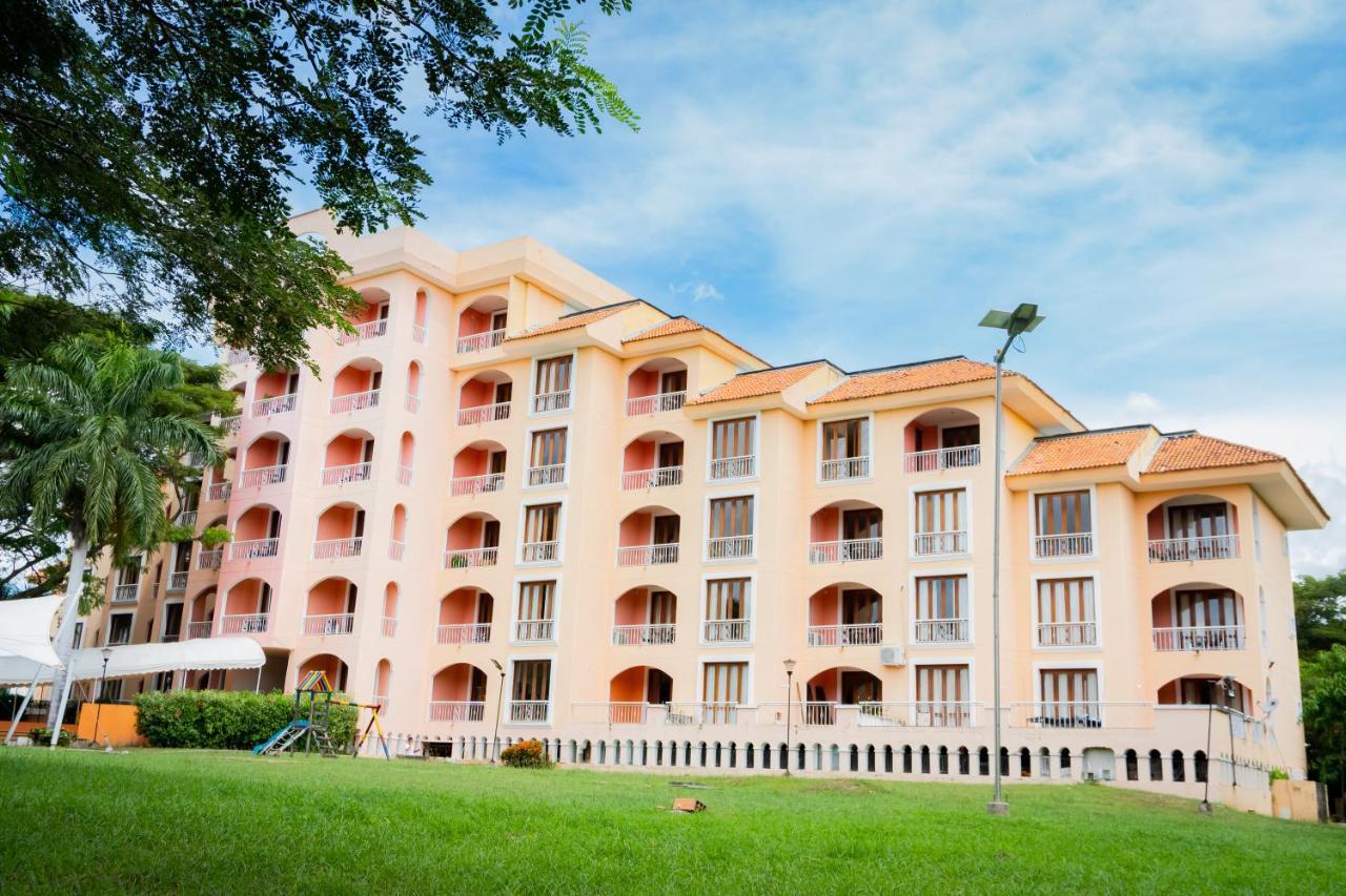 Hotel Penon Suites Girardot Exterior photo