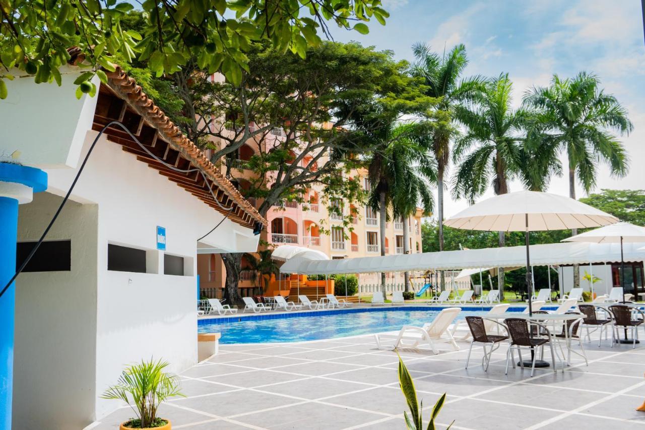 Hotel Penon Suites Girardot Exterior photo
