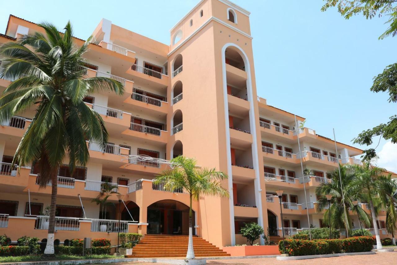 Hotel Penon Suites Girardot Exterior photo